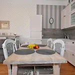 Diament 2 Apartman *